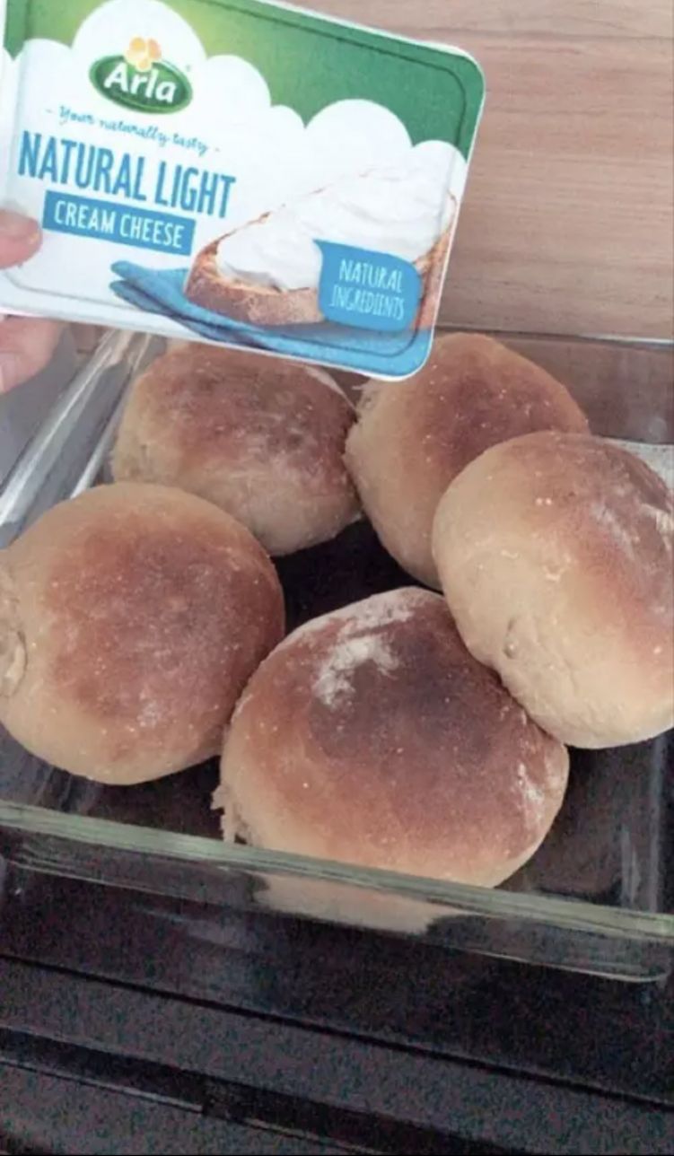 ホームベーカリーで簡単、自家製パンの写真
