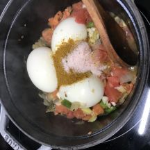 Amul缶ギーでエッグカレーの手順画像2枚目