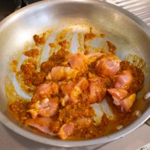 サグ・チキンカレーの手順画像1枚目