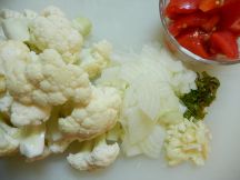 カリフラワーとトマトのカレーの手順画像0枚目