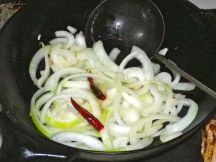 キュウリとトマトのライタの手順画像2枚目