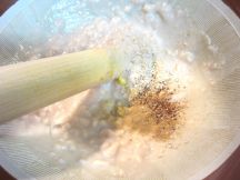 ピサラ（豆のパティ）の手順画像1枚目