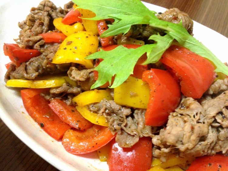 牛肉のブラックペッパー炒めの写真