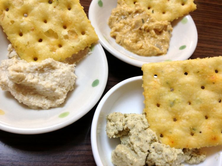 3種のオーガニックカナッペの写真