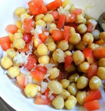 ひよこ豆のサラダ（チャナ・チャトパタ）の手順画像2枚目