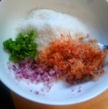 ポル サンボル（スリランカのココナッツふりかけ）の手順画像0枚目