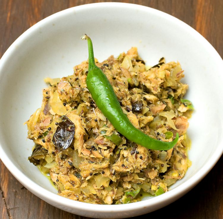 プットゥ（魚のそぼろスパイス炒め）の写真