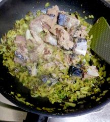 プットゥ（魚のそぼろスパイス炒め）の手順画像3枚目