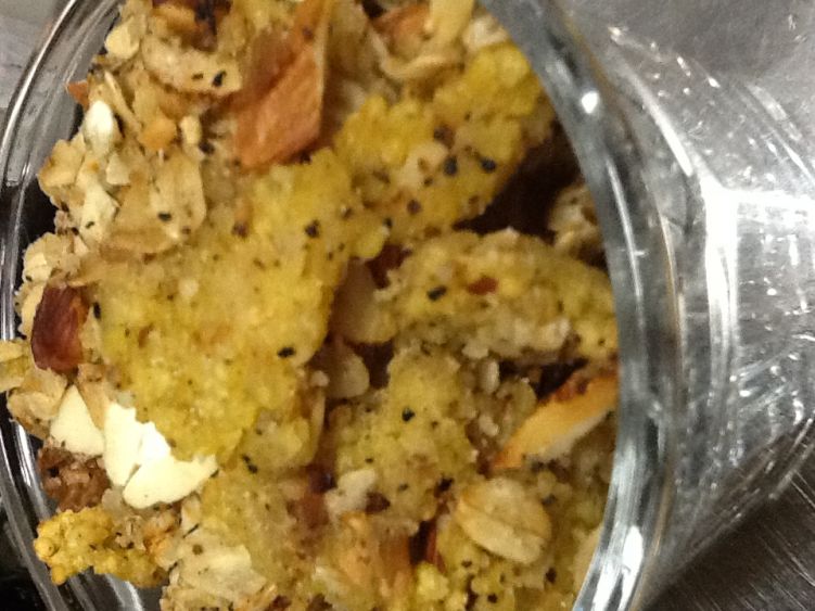 とうふとナッツのグラノーラの写真