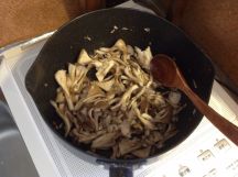舞茸のスパイシー炒めの手順画像3枚目