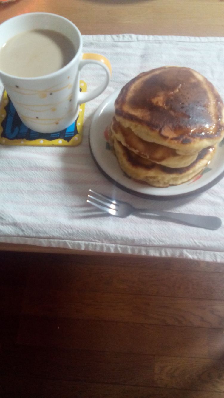 ココナッツファイン入りホットケーキの写真