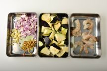 ベトナムエビカレーの手順画像1枚目