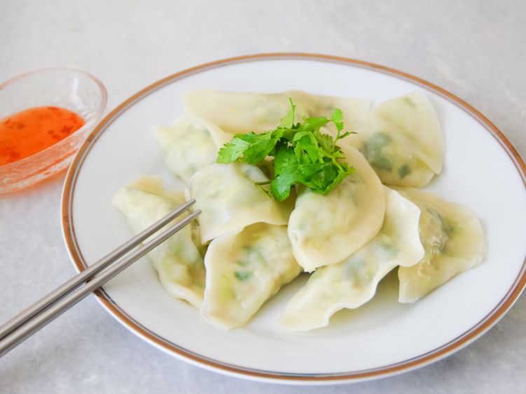 パクチー餃子の写真