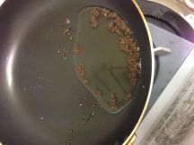 ビンディ・カレラ・コ・アチャール(ゴーヤとオクラのスパイシー漬物）の手順画像1枚目