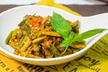 ビンディ・カレラ・コ・アチャール(ゴーヤとオクラのスパイシー漬物）の手順画像6枚目