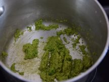 チキングリーンカレーの手順画像1枚目