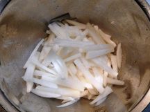 スリランカの大根カリーの手順画像2枚目