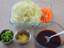 ベジタブル・チョウメンの手順画像1枚目