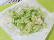もみもみキャベツのお漬物〜♪の手順画像2枚目