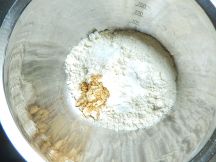 コリアンダー入りロティの手順画像0枚目