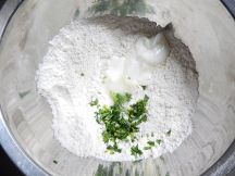 コリアンダー入りロティの手順画像1枚目