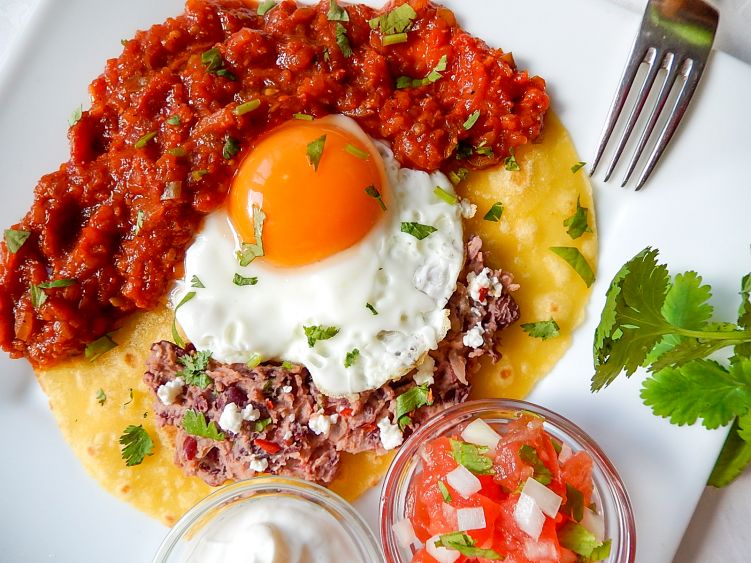 ウエボス・ランチェロスの写真