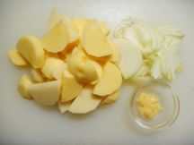 鶏肉とポテトのクミン風味の手順画像2枚目