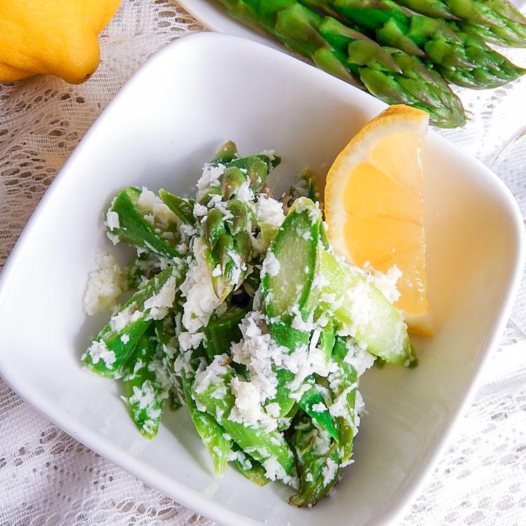 アスパラガスのサンボルの写真