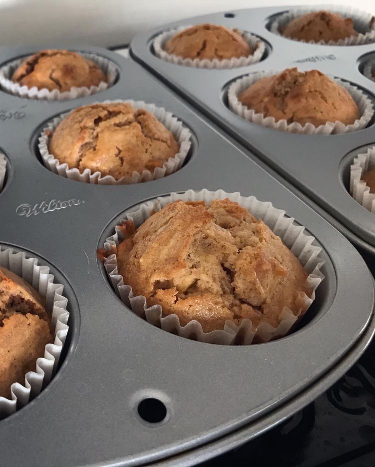 りんごのマフィン の写真