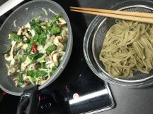 グルテンフリーパスタで和風ペペロンチーノ♪の手順画像4枚目