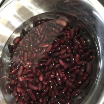 いんげん豆とソーセージのカスレの手順画像1枚目