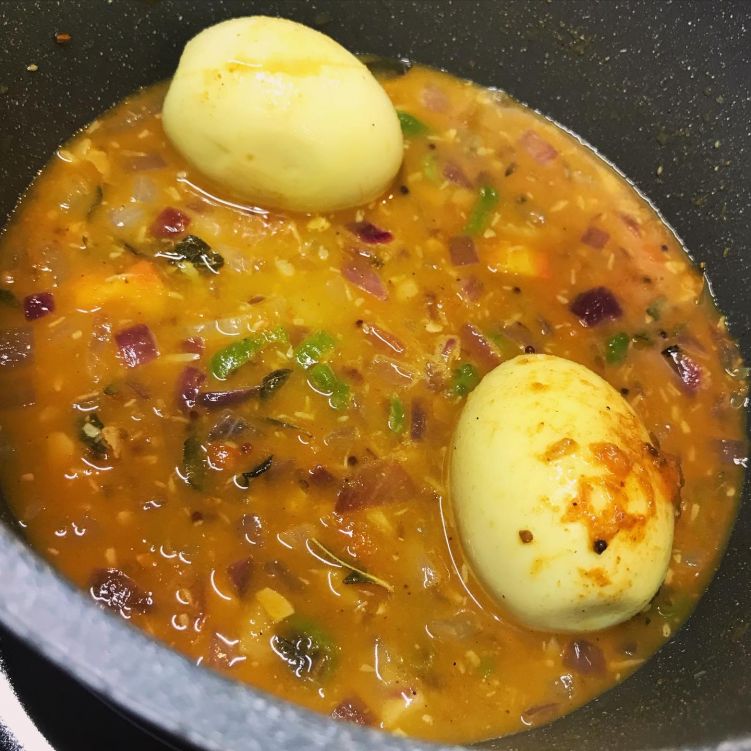 マドラス・エッグカレーの写真