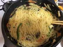 シンガポールスタイル　焼きビーフンの手順画像6枚目