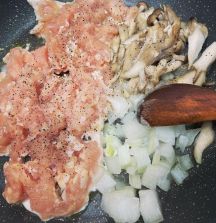 ガパオライスの手順画像0枚目