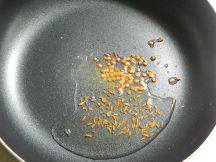 ピーマンとカシューナッツのカレーの手順画像2枚目