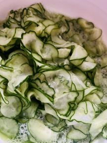 大豆ミートの肉じゃが風ポテトサラダの手順画像2枚目