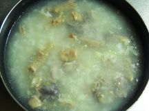 チャオロン 豚ホルモンのお粥の手順画像4枚目