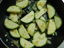 トルコ風ズッキーニの煮物の手順画像2枚目