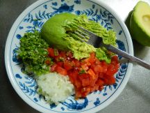 パクチーファランのワカモーレの手順画像1枚目