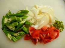 ダヒ・ビンディ・マサラの手順画像0枚目