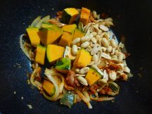 かぼちゃとピーナッツのタイカレーの手順画像2枚目