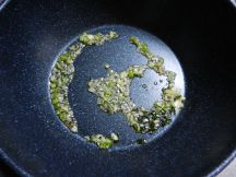 パットパック ルアムミット（タイ風野菜炒め）の手順画像2枚目