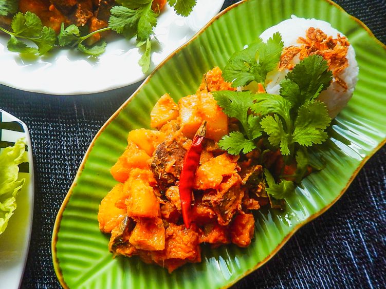 サンバルゴレンアティの写真